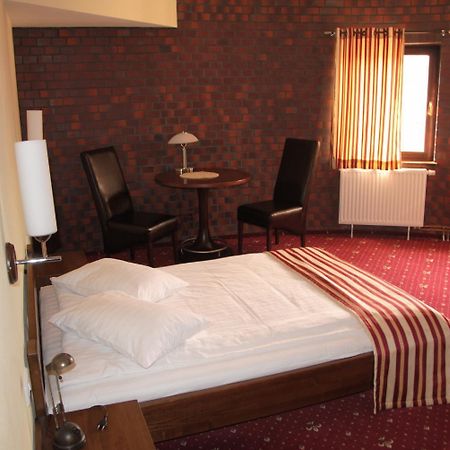Amadeus Hotel Zielona Gora Εξωτερικό φωτογραφία